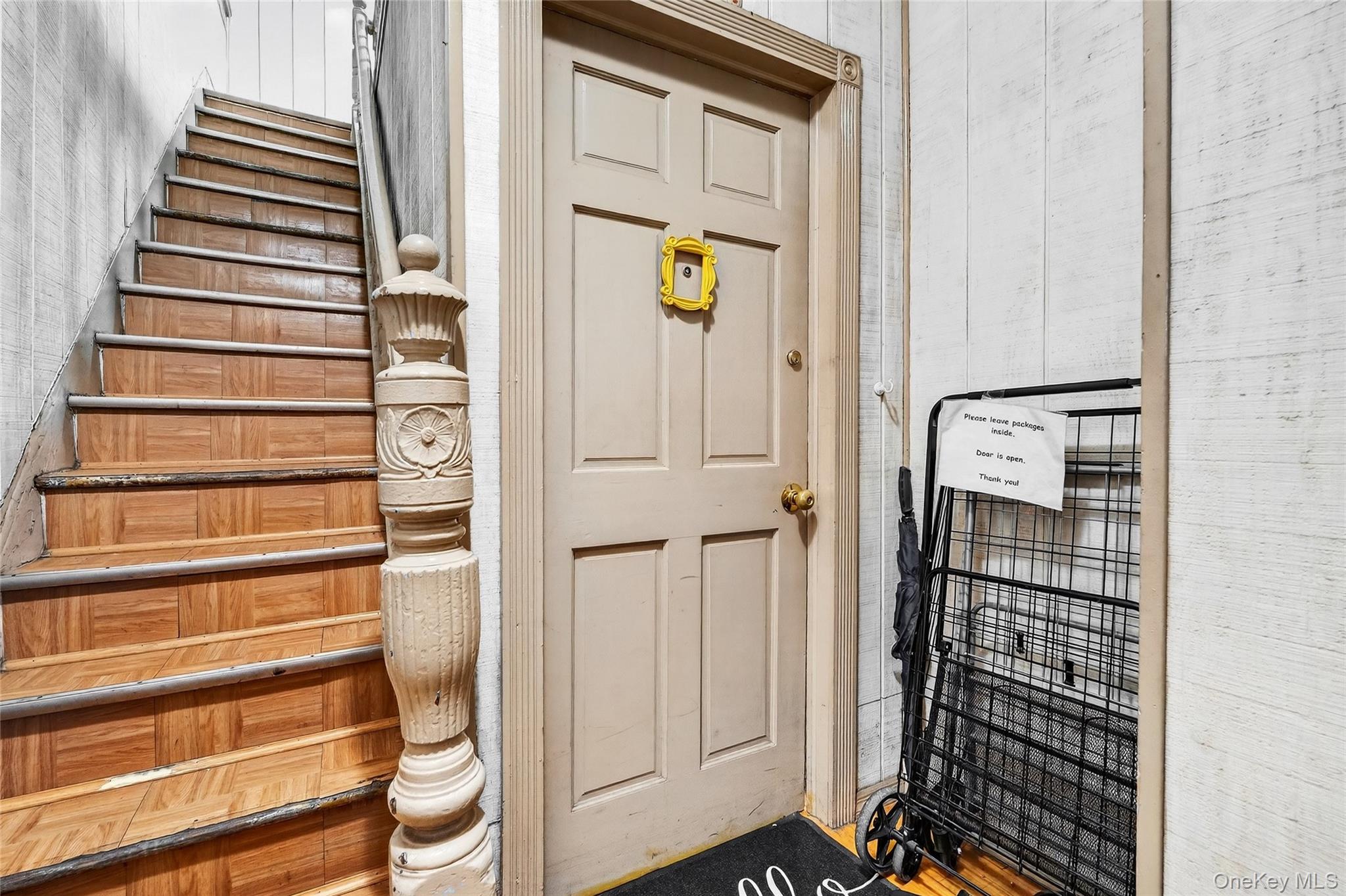 372 Bronx Park Avenue Property Photo 9