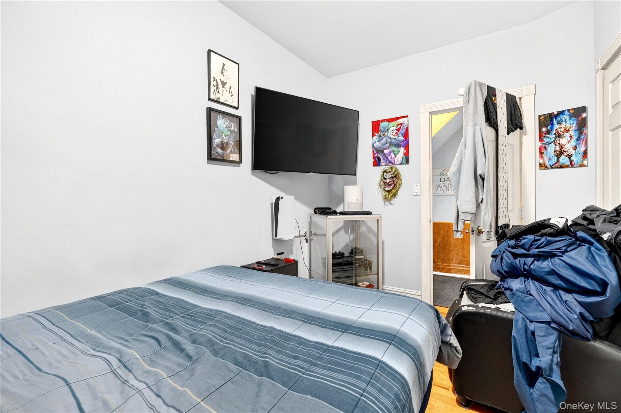 372 Bronx Park Avenue Property Photo 22