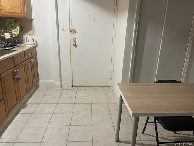 73-45 210 Street 1c Property Photo 4