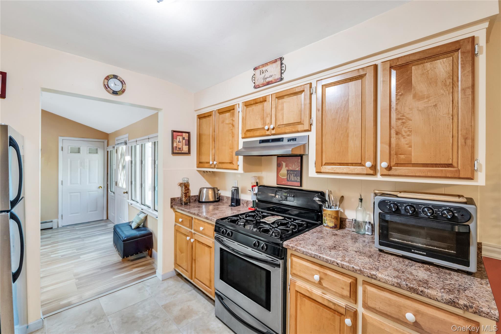 86 Seawanhaka Avenue Property Photo 9