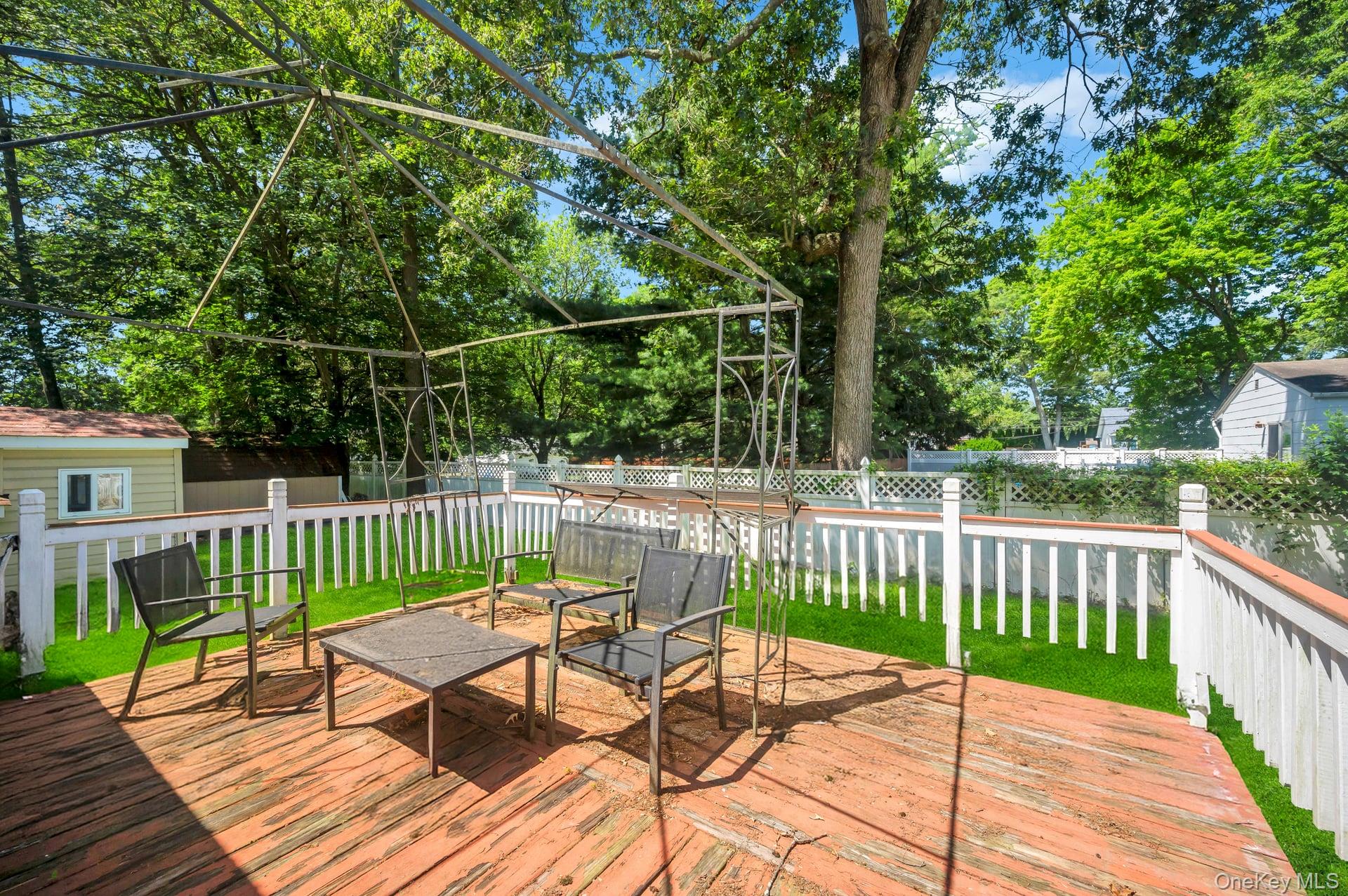 86 Seawanhaka Avenue Property Photo 41