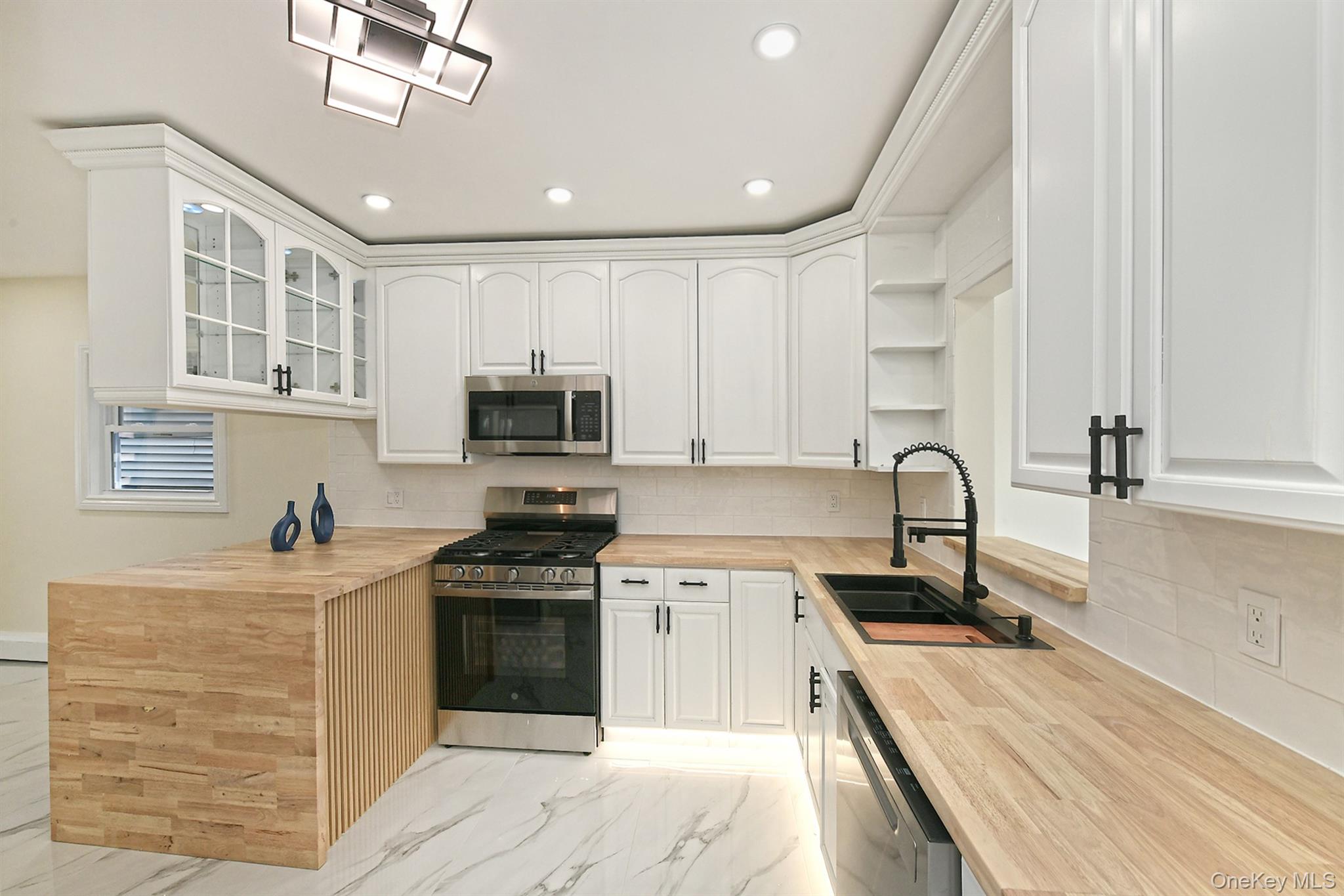116 Beach Avenue Property Photo 4