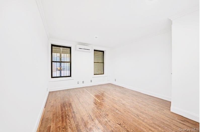 308 Clifton Place Property Photo 28