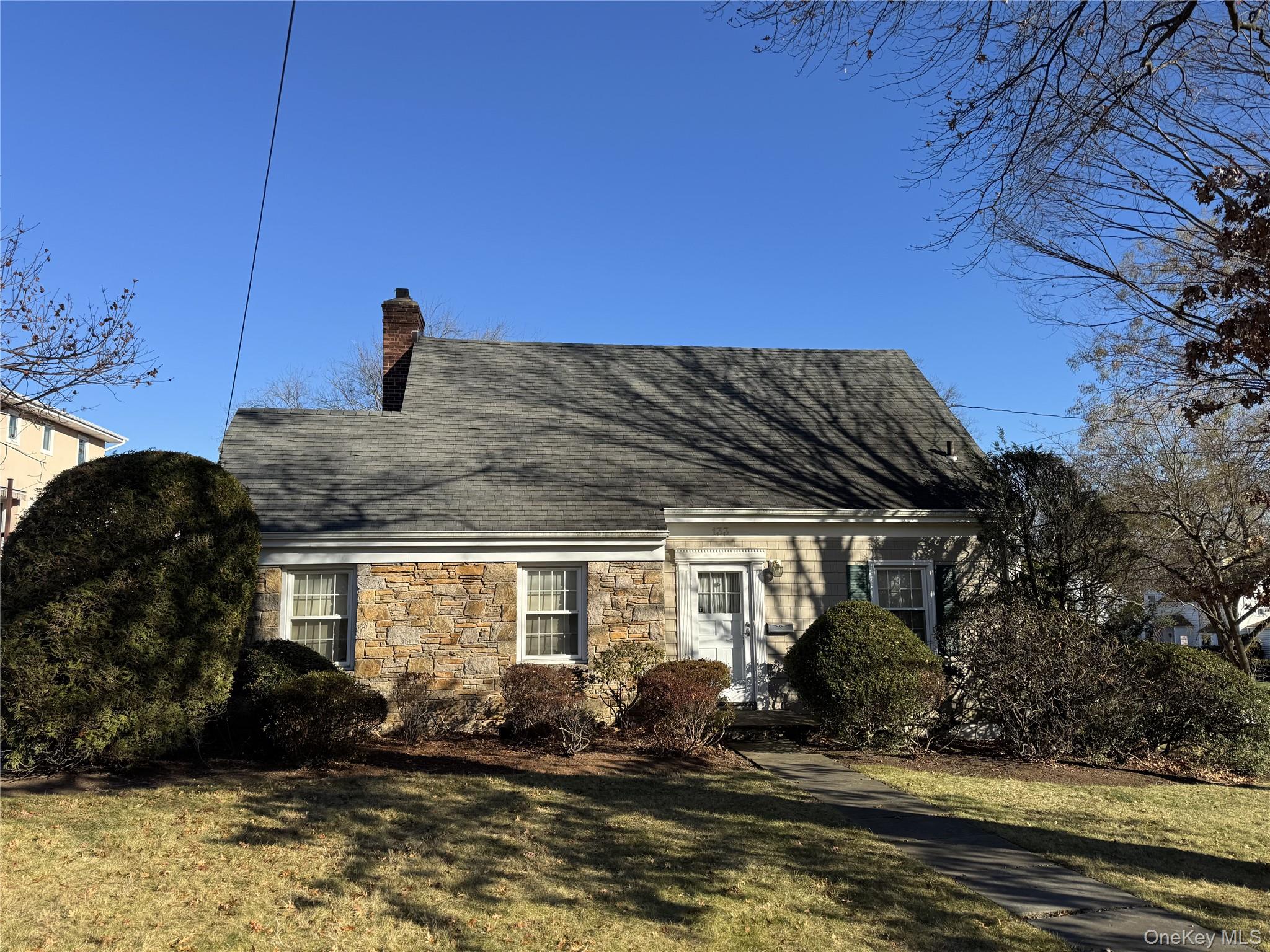 133 Hutchinson Boulevard Property Photo 1