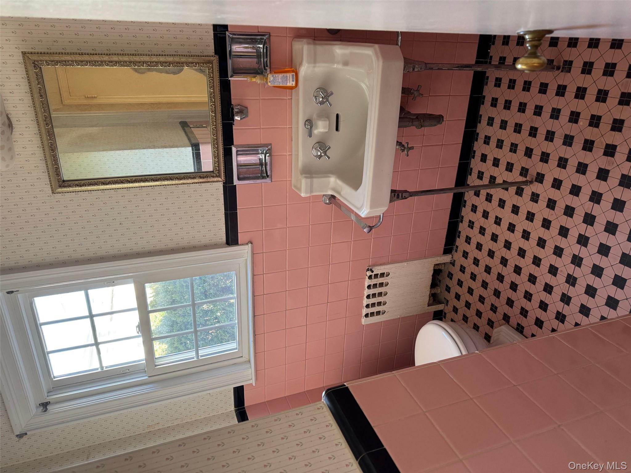 133 Hutchinson Boulevard Property Photo 8