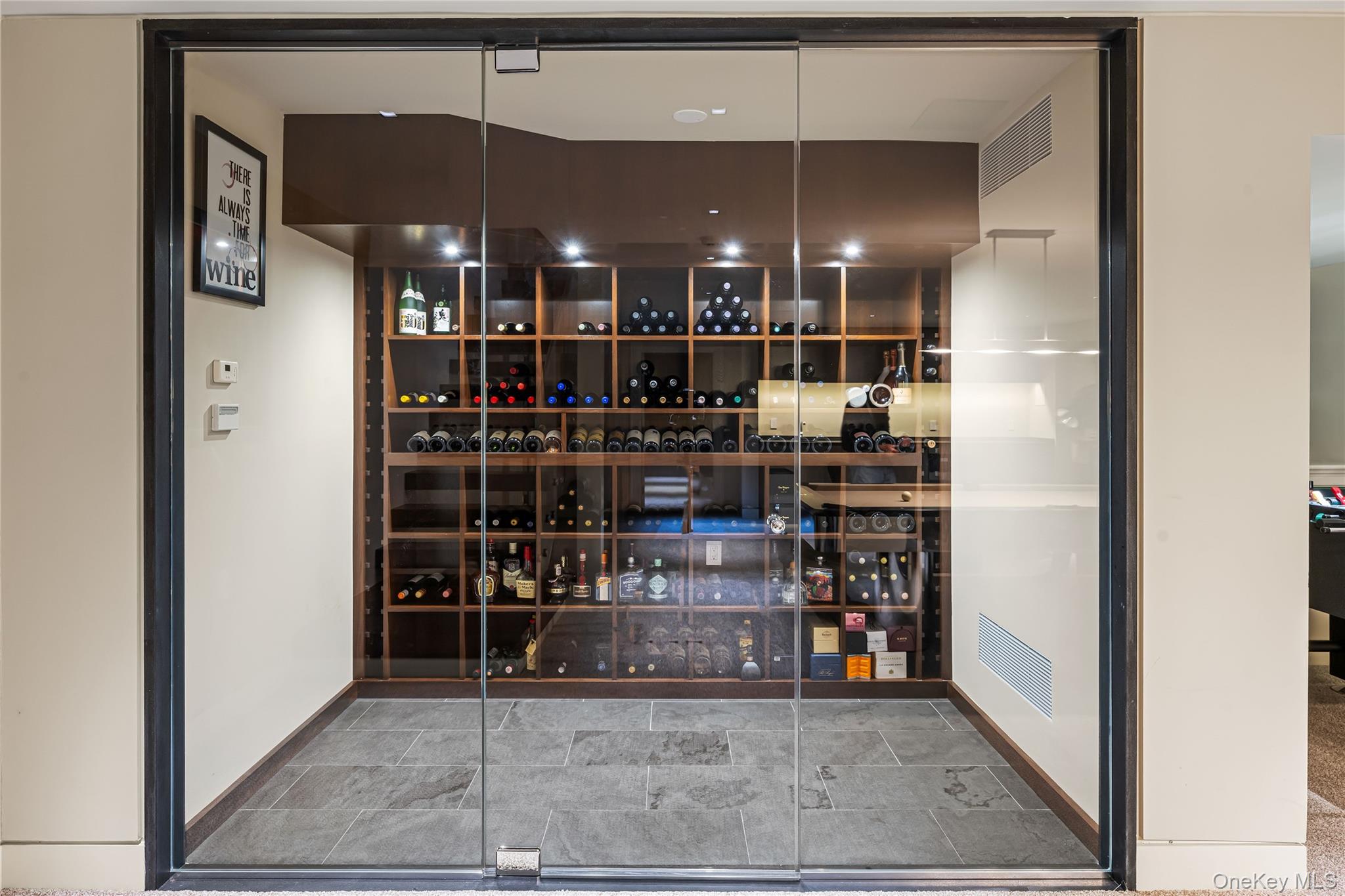 106 Premium Point Property Photo 32