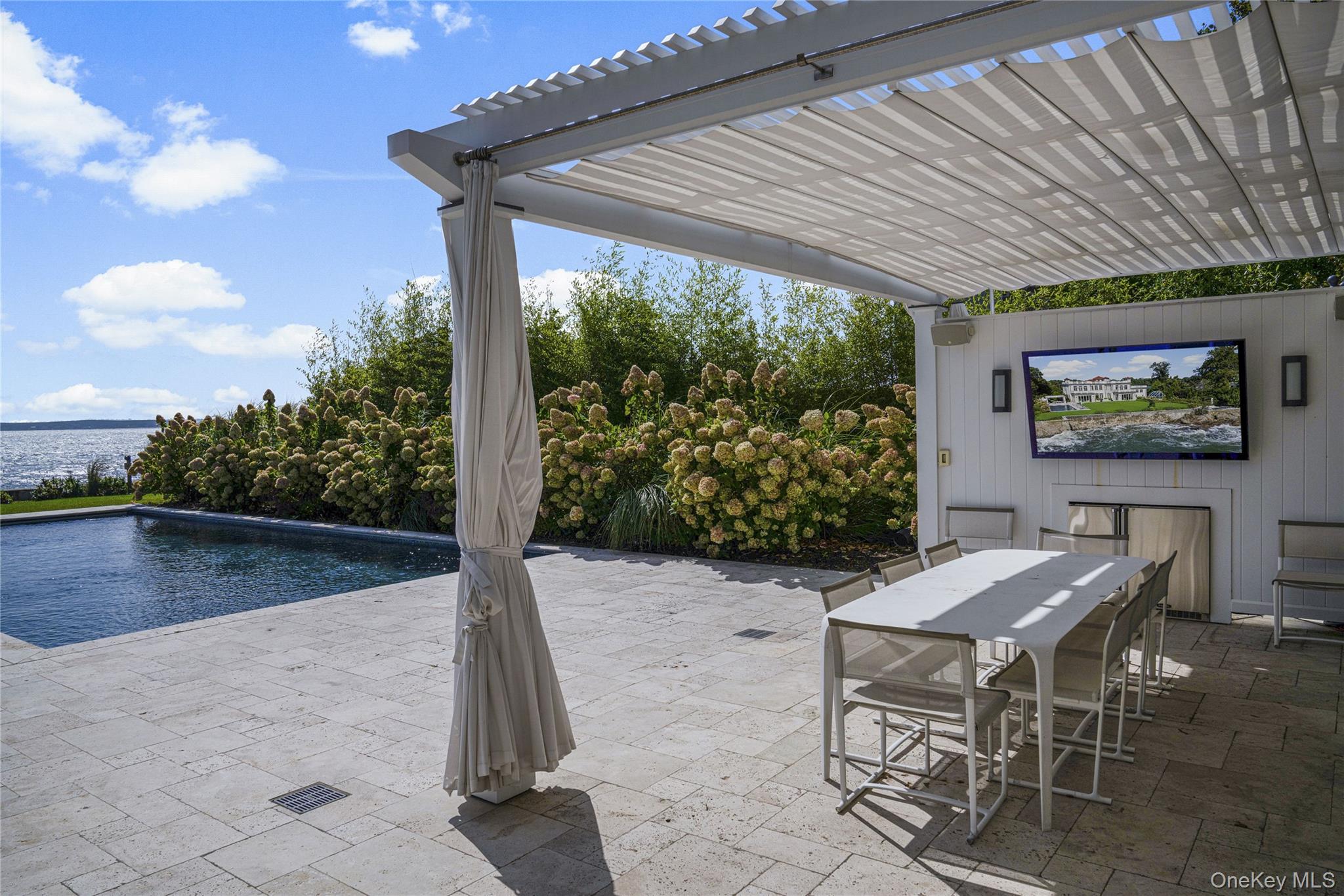 106 Premium Point Property Photo 37