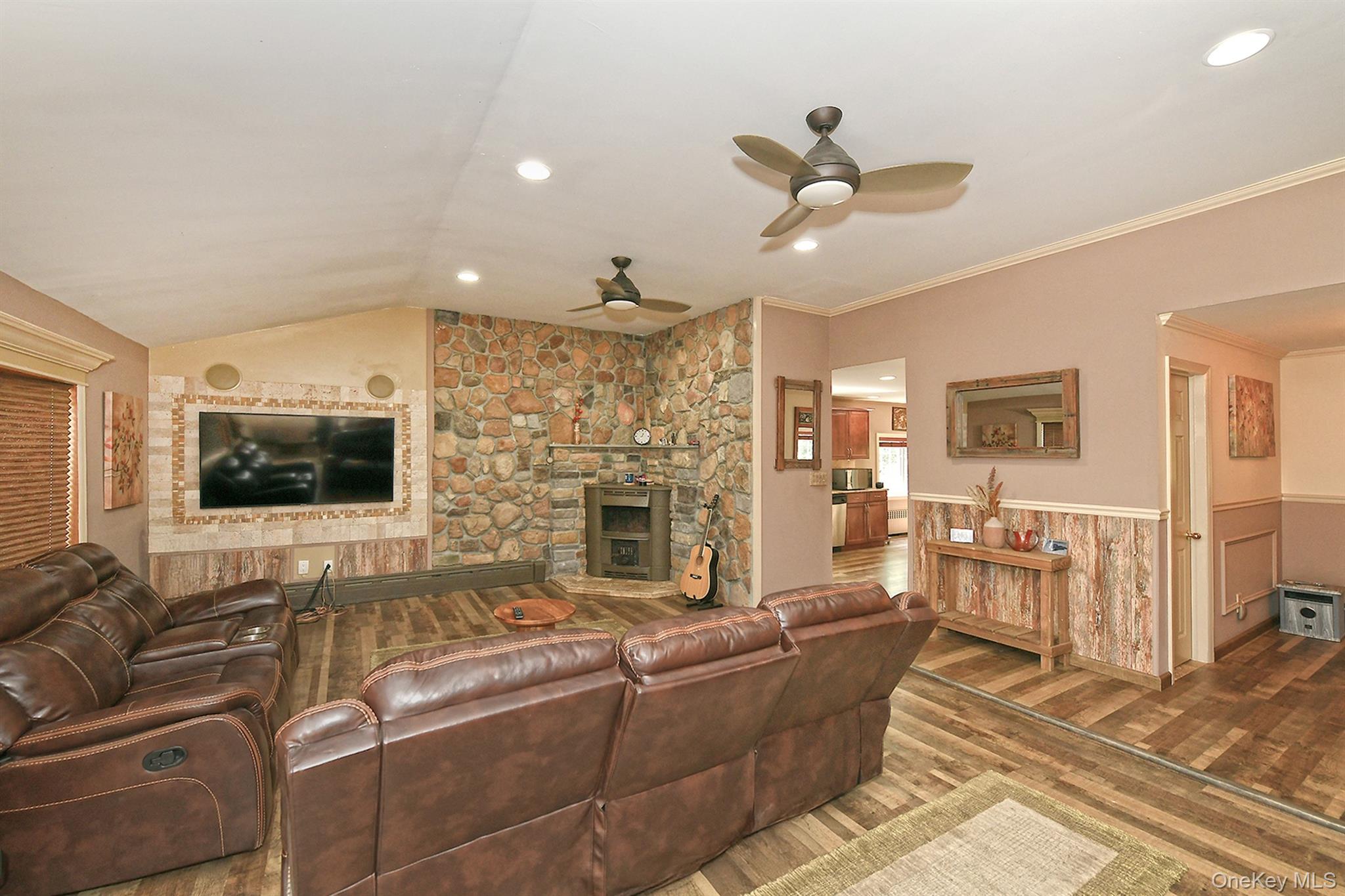 150 Hallock Landing Road Property Photo 7