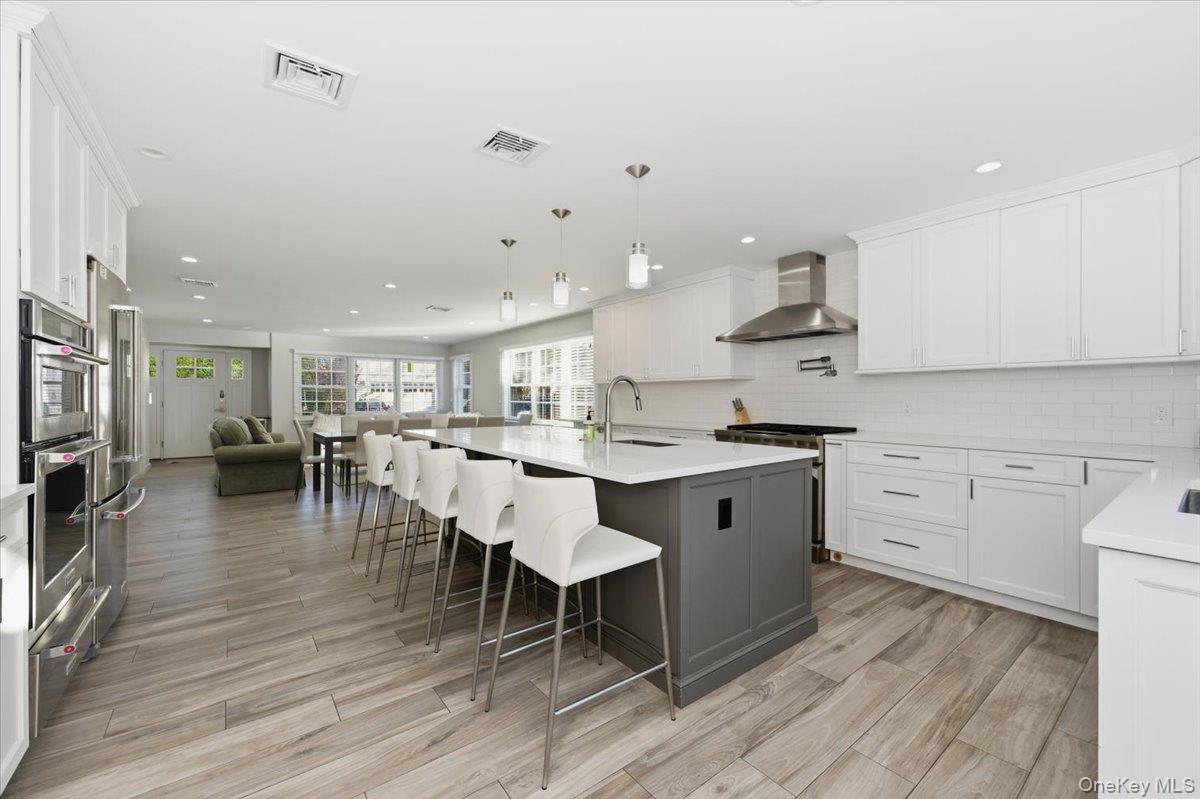 1697 Bay Boulevard Property Photo 11