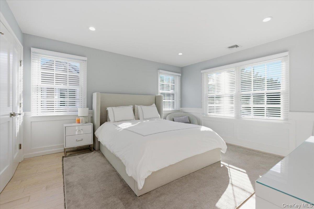 1697 Bay Boulevard Property Photo 23