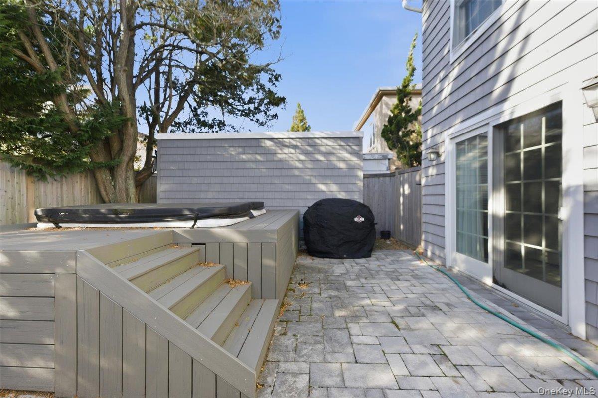 1697 Bay Boulevard Property Photo 30