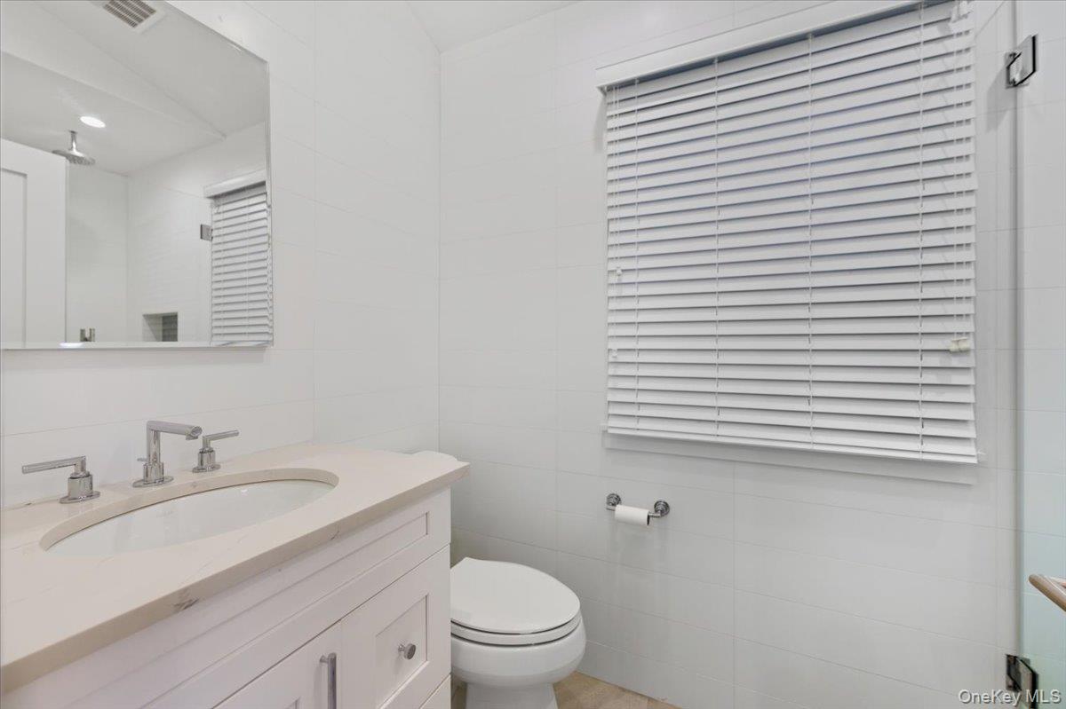 1697 Bay Boulevard Property Photo 32