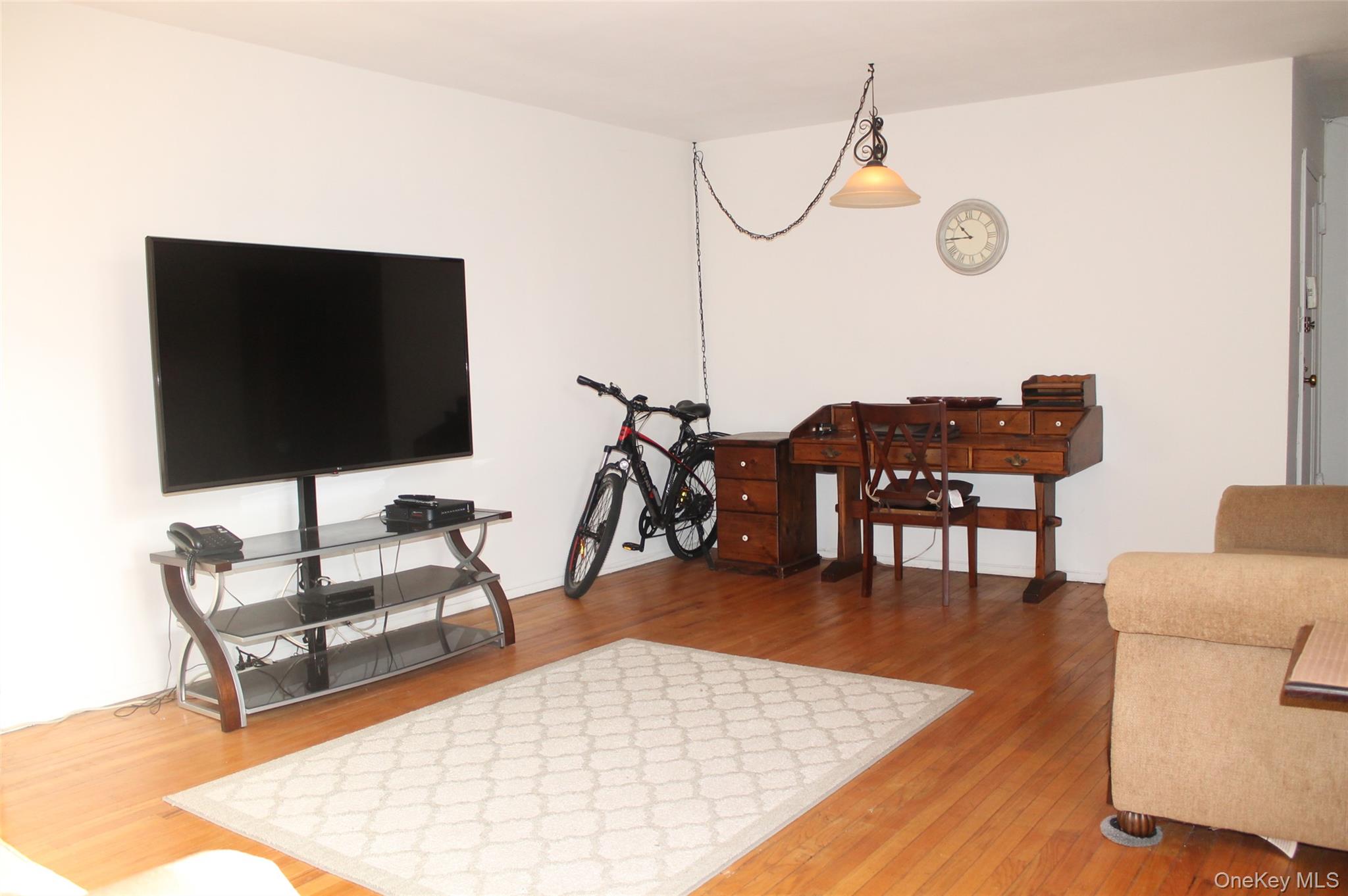 87-30 204 Street Apt-a54 Property Photo 8