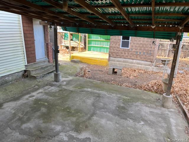 1549 & 1547 Beach Avenue Property Photo 15