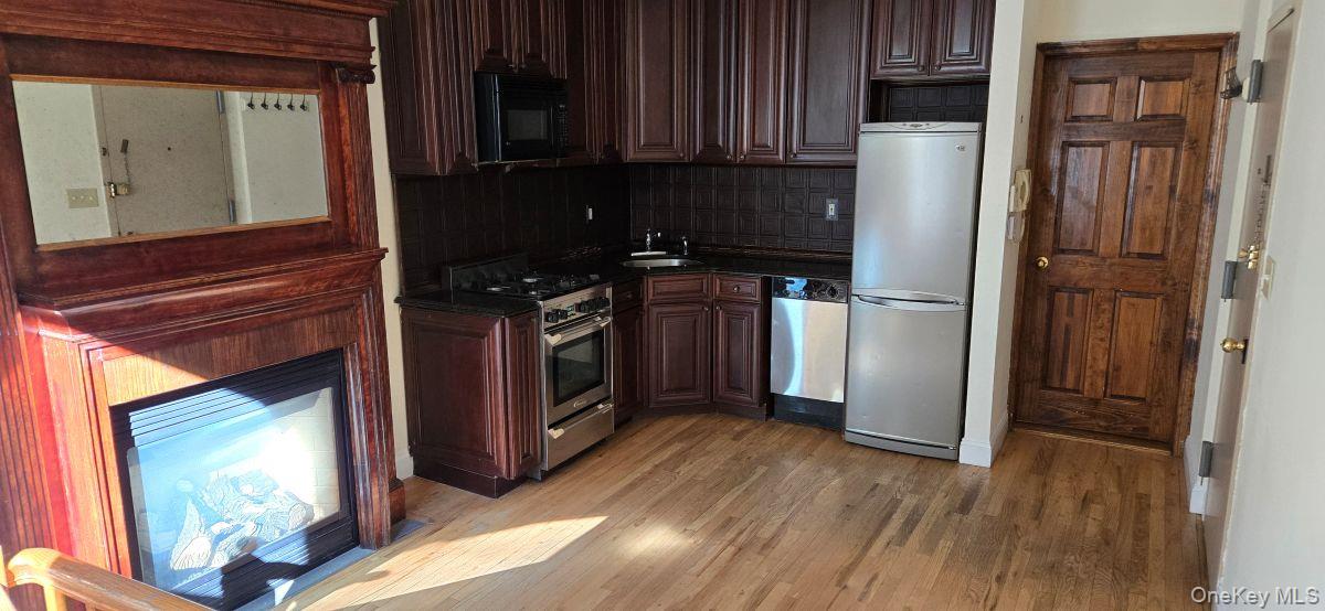 235 W 137th Street 1f Property Photo 2