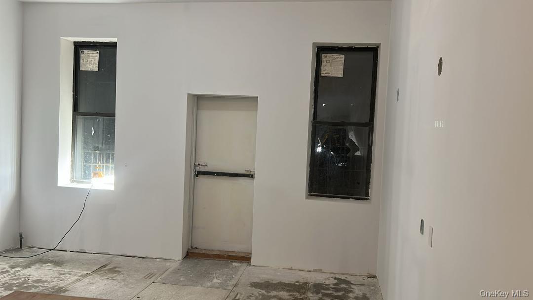 139 Kingston Avenue Store Front Property Photo 17