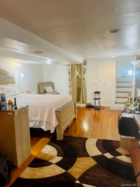 107-35 E Van Wyck Expressway Property Photo 1