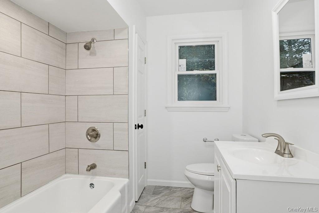 3 Lake Drive Property Photo 11