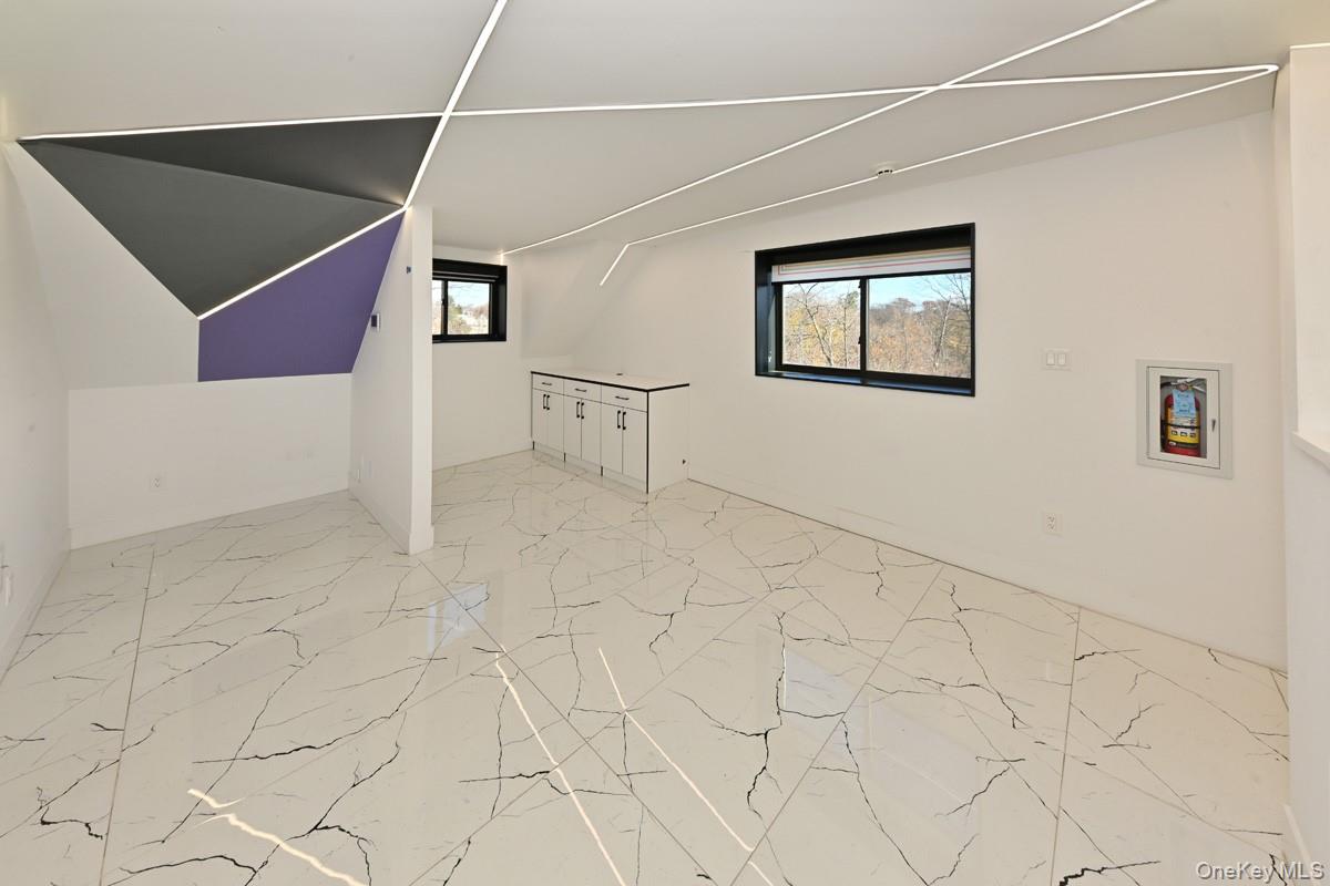 1 S Liberty Drive Property Photo 19