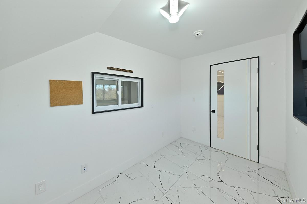 1 S Liberty Drive Property Photo 24