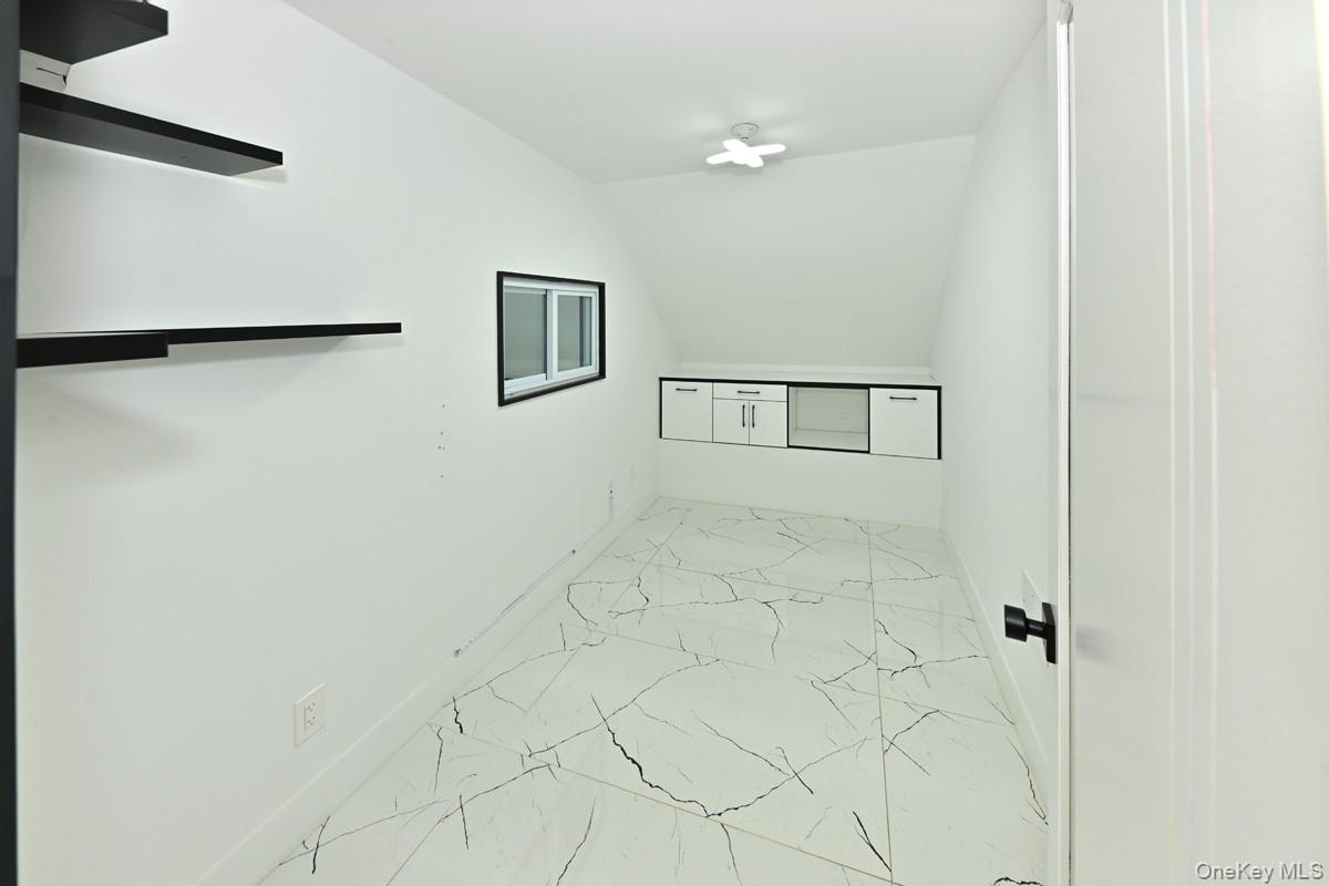 1 S Liberty Drive Property Photo 25