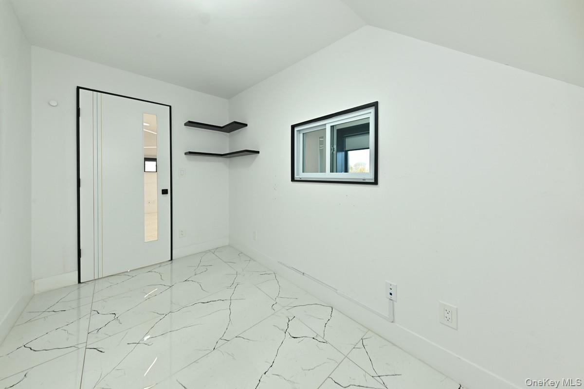 1 S Liberty Drive Property Photo 26