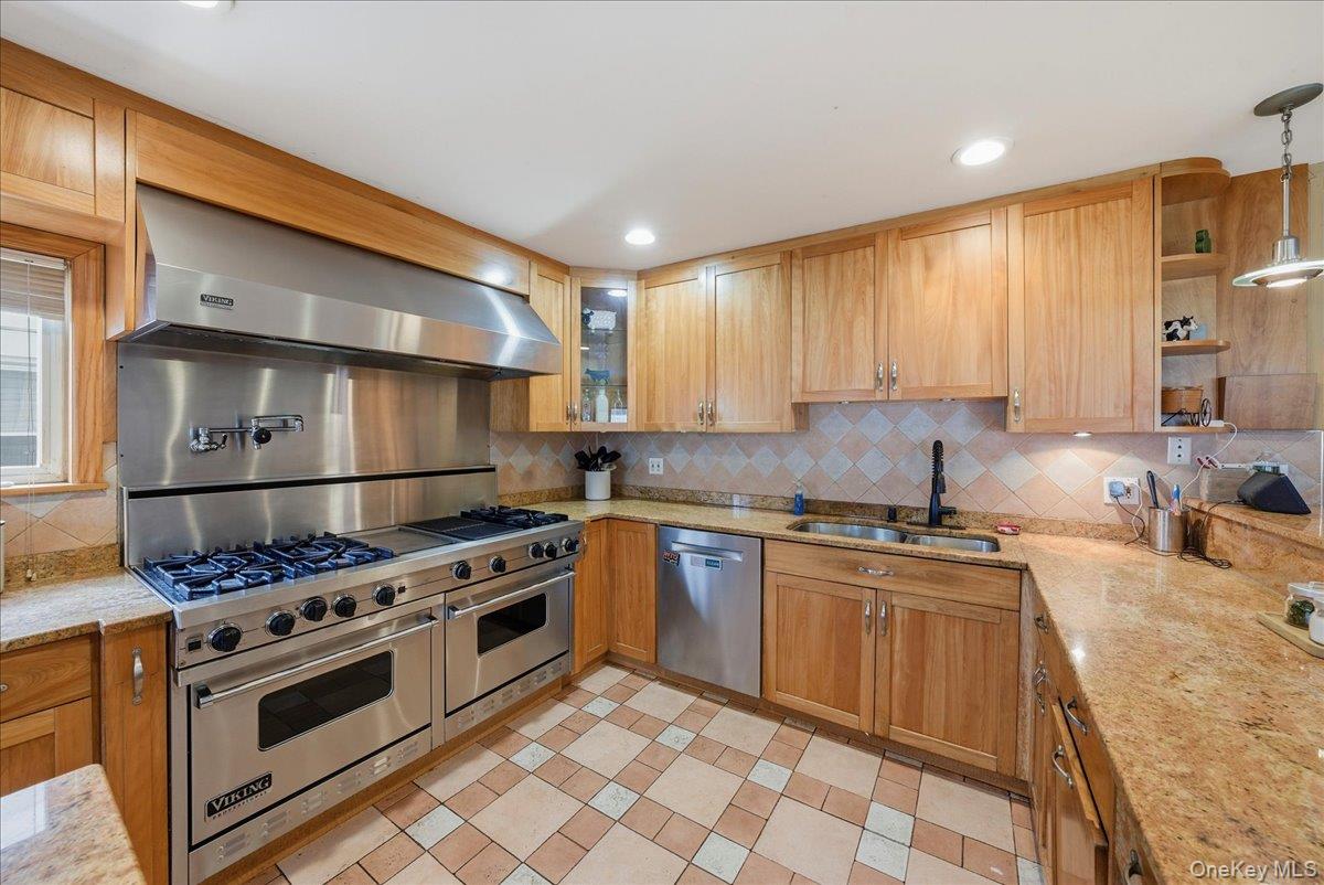 47-23 164th Street Property Photo 14
