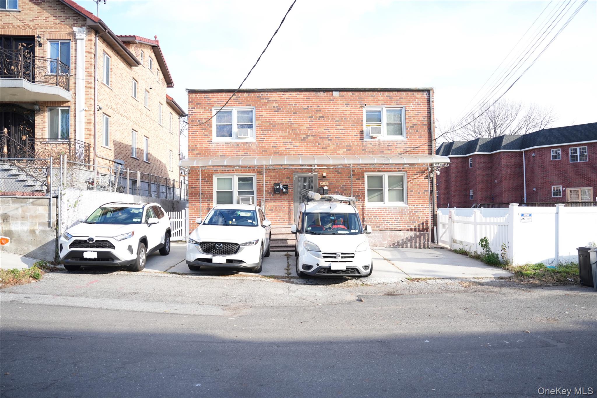 2521 127th Street Property Photo 1