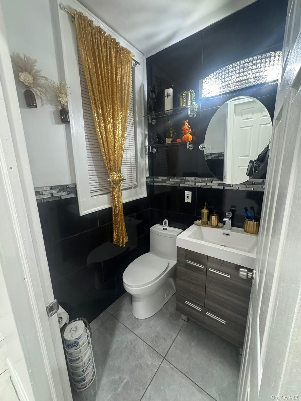 87-28 86 Street Property Photo 10