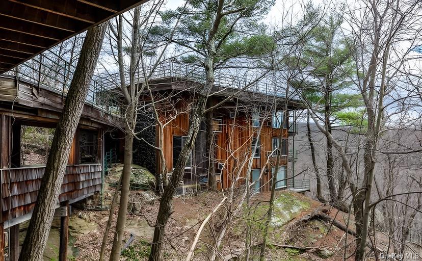 60 Woods Road Property Photo 23