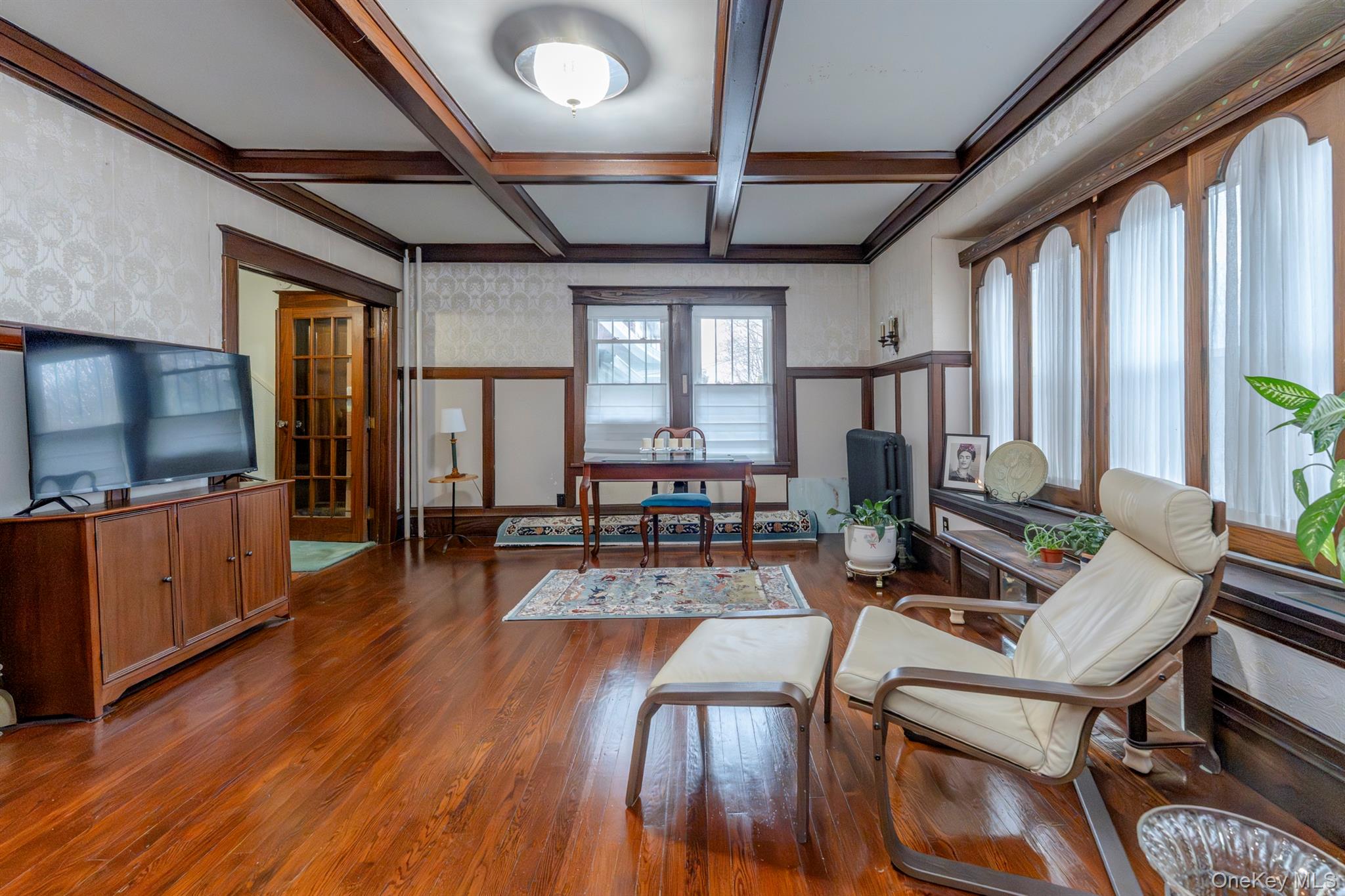 306-308 Broadway Property Photo 5
