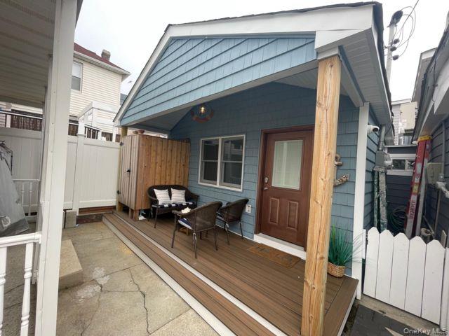190 Beach 109th Street Property Photo 3