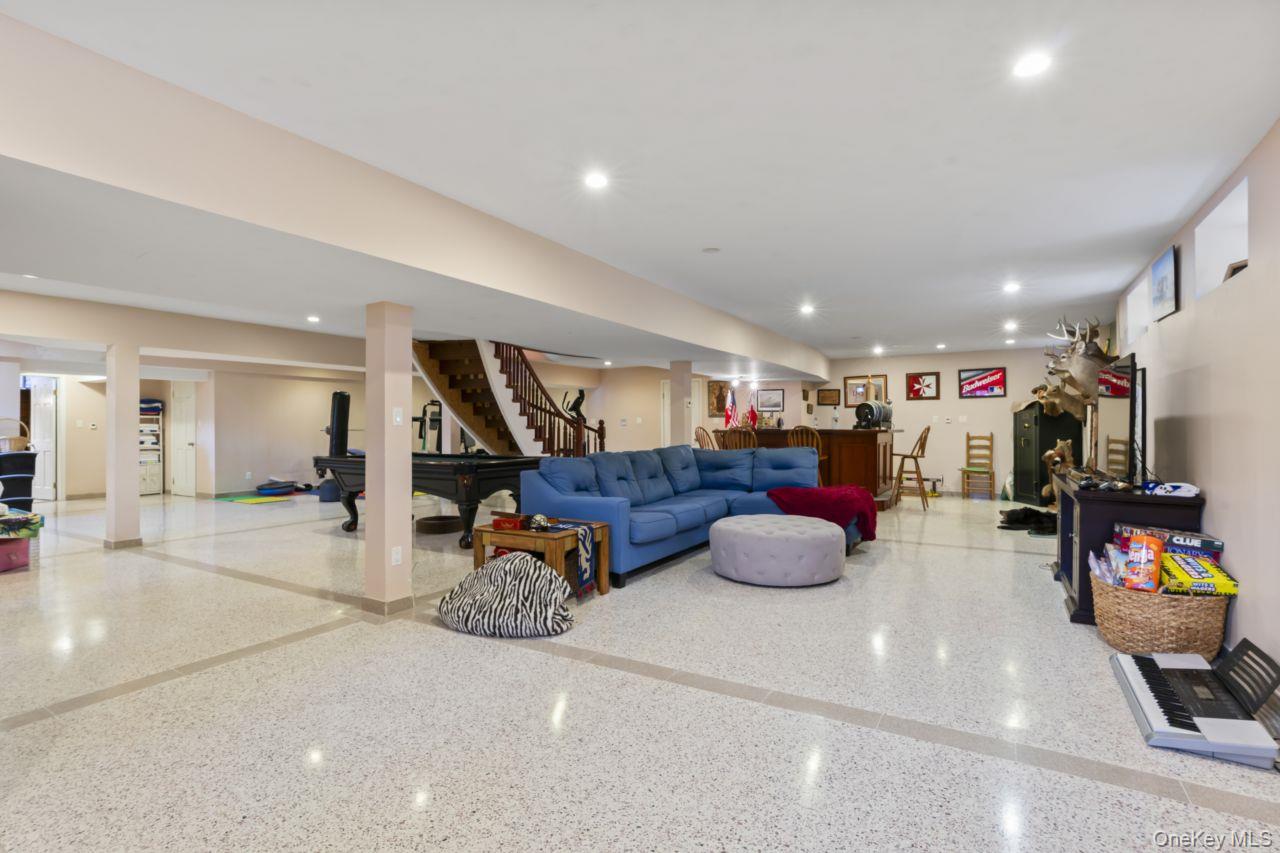 14910 7th Avenue Property Photo 25