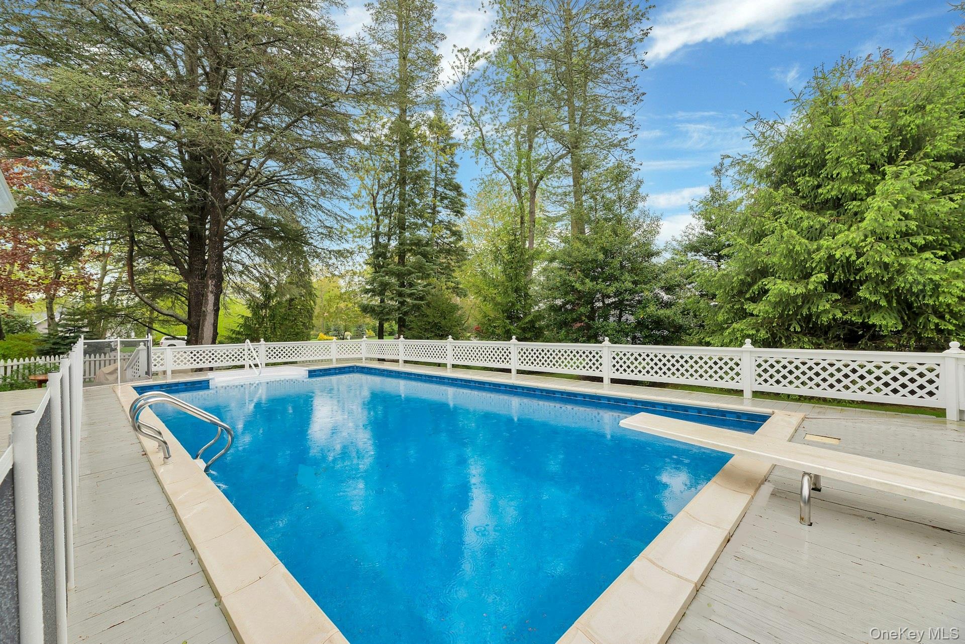 110 Sleepy Hollow Lane Property Photo 33