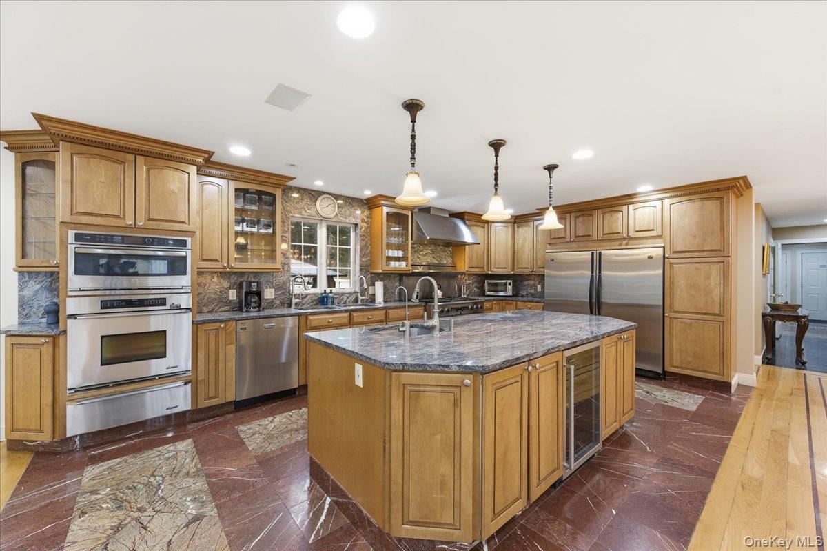 627 Green Lake Road Property Photo 4