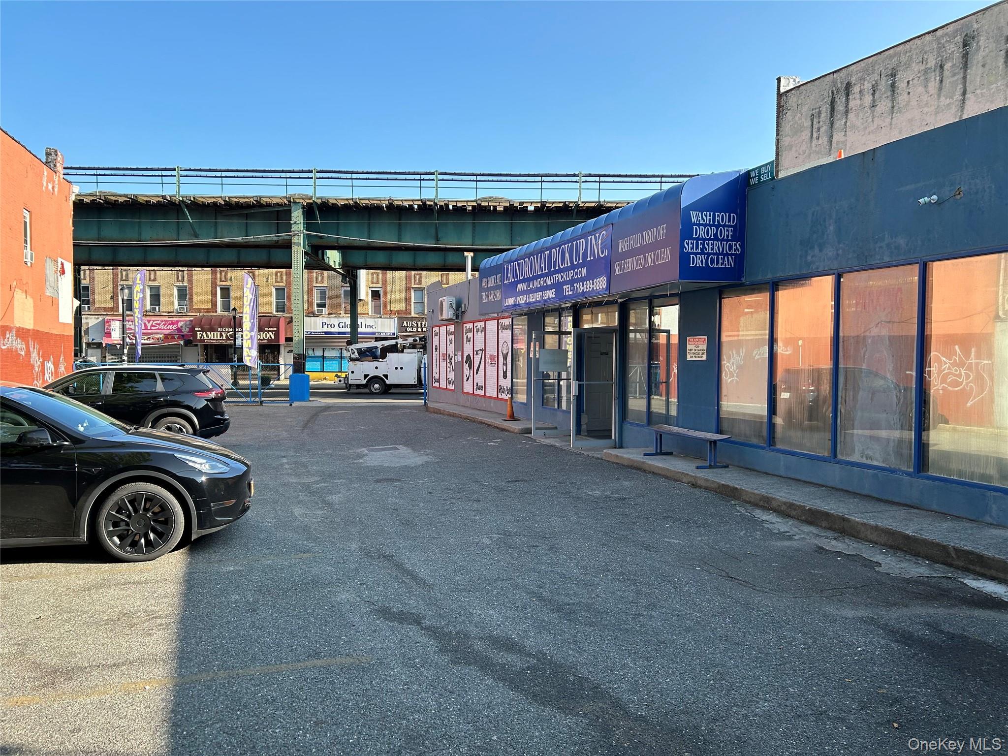 10438 Jamaica Avenue Property Photo 3