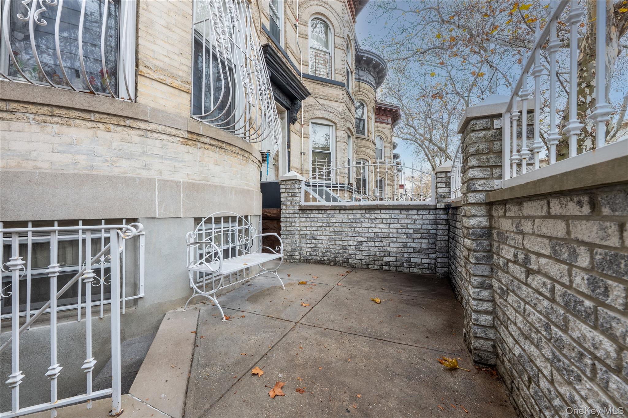 341 Weirfield Street Property Photo 2