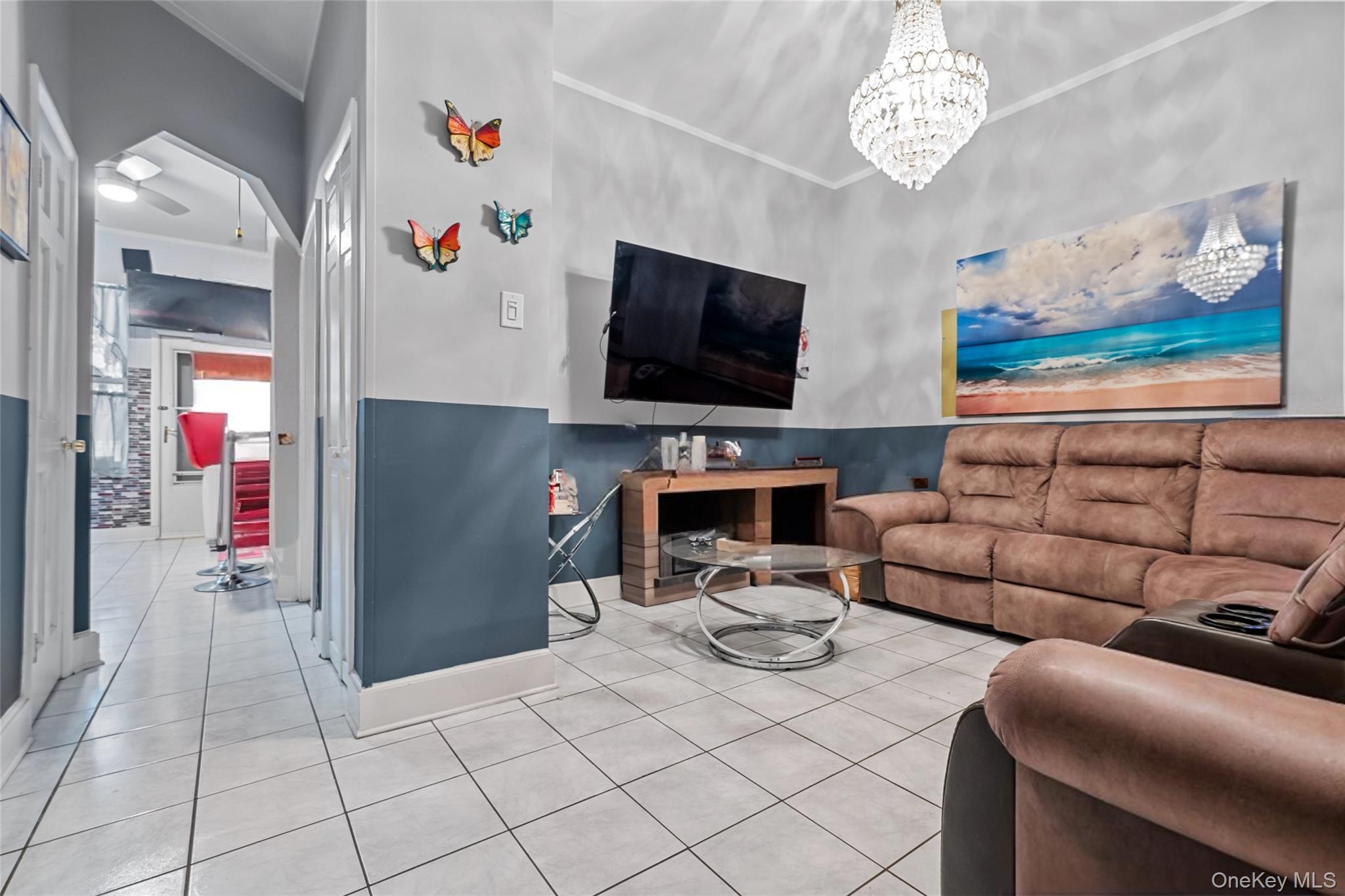 341 Weirfield Street Property Photo 7