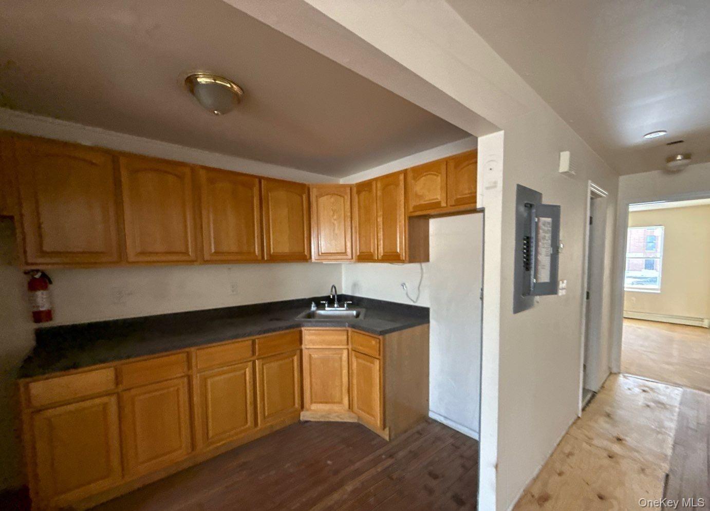 160 Beach 30th Street Property Photo 5