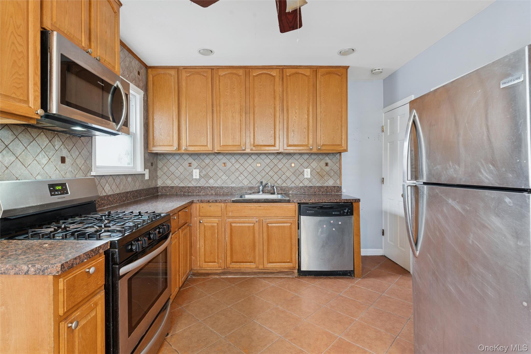 14 Tilrose Avenue Property Photo 9