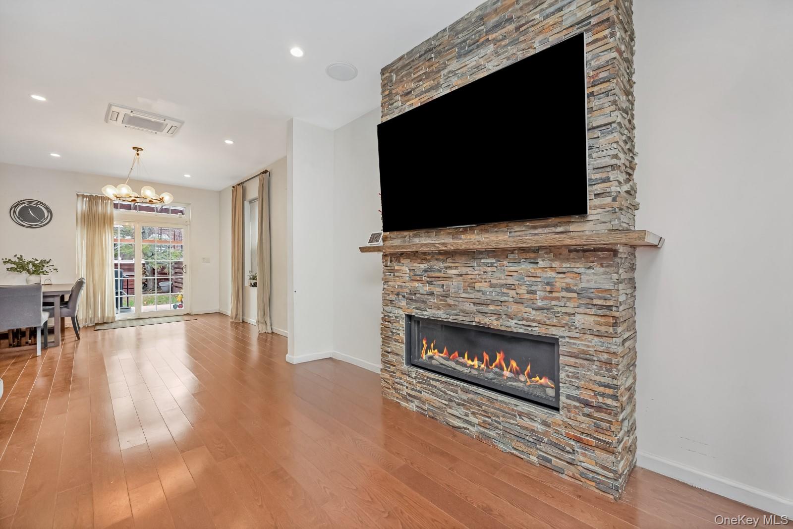 64-68 83 Place Property Photo 10