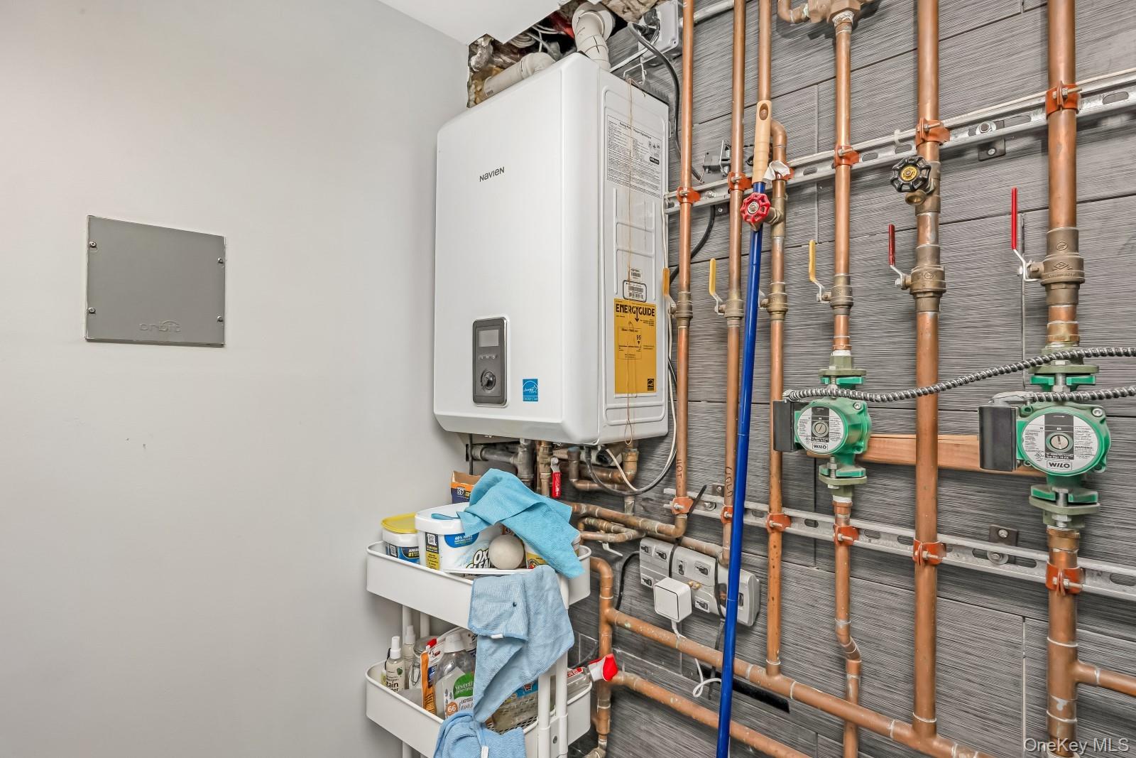 64-68 83 Place Property Photo 23