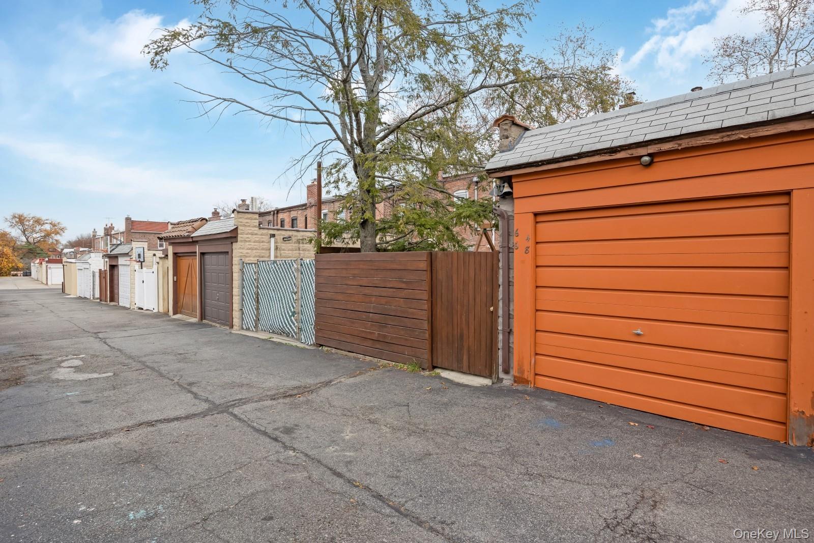 64-68 83 Place Property Photo 35