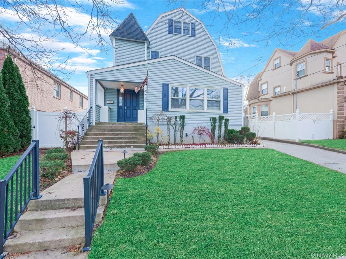 217-32 Corbett Road Property Photo 4