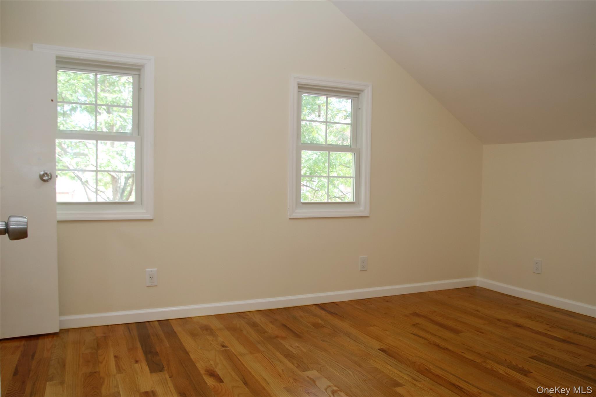 1466 E 94th Street Property Photo 7