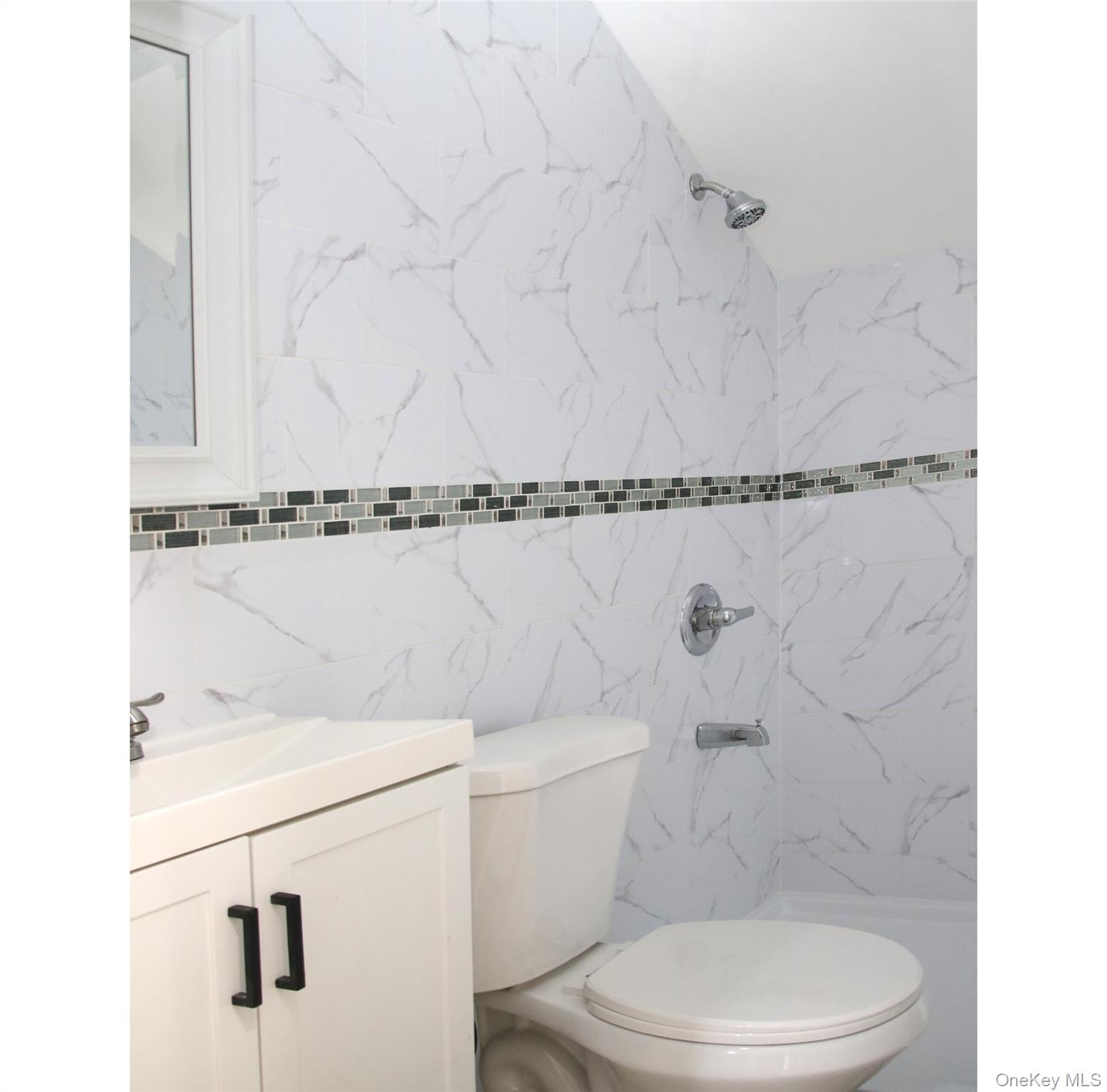 1466 E 94th Street Property Photo 8