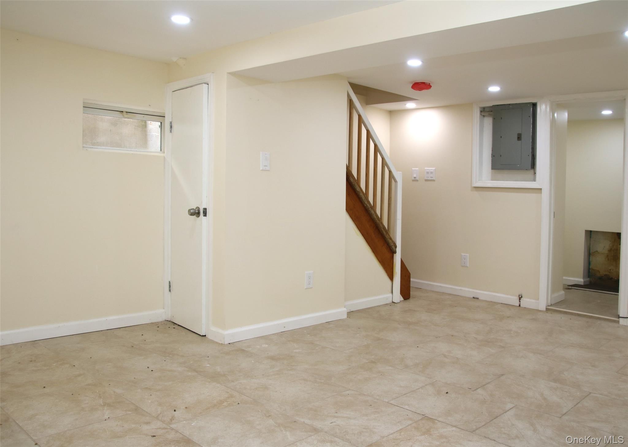 1466 E 94th Street Property Photo 12