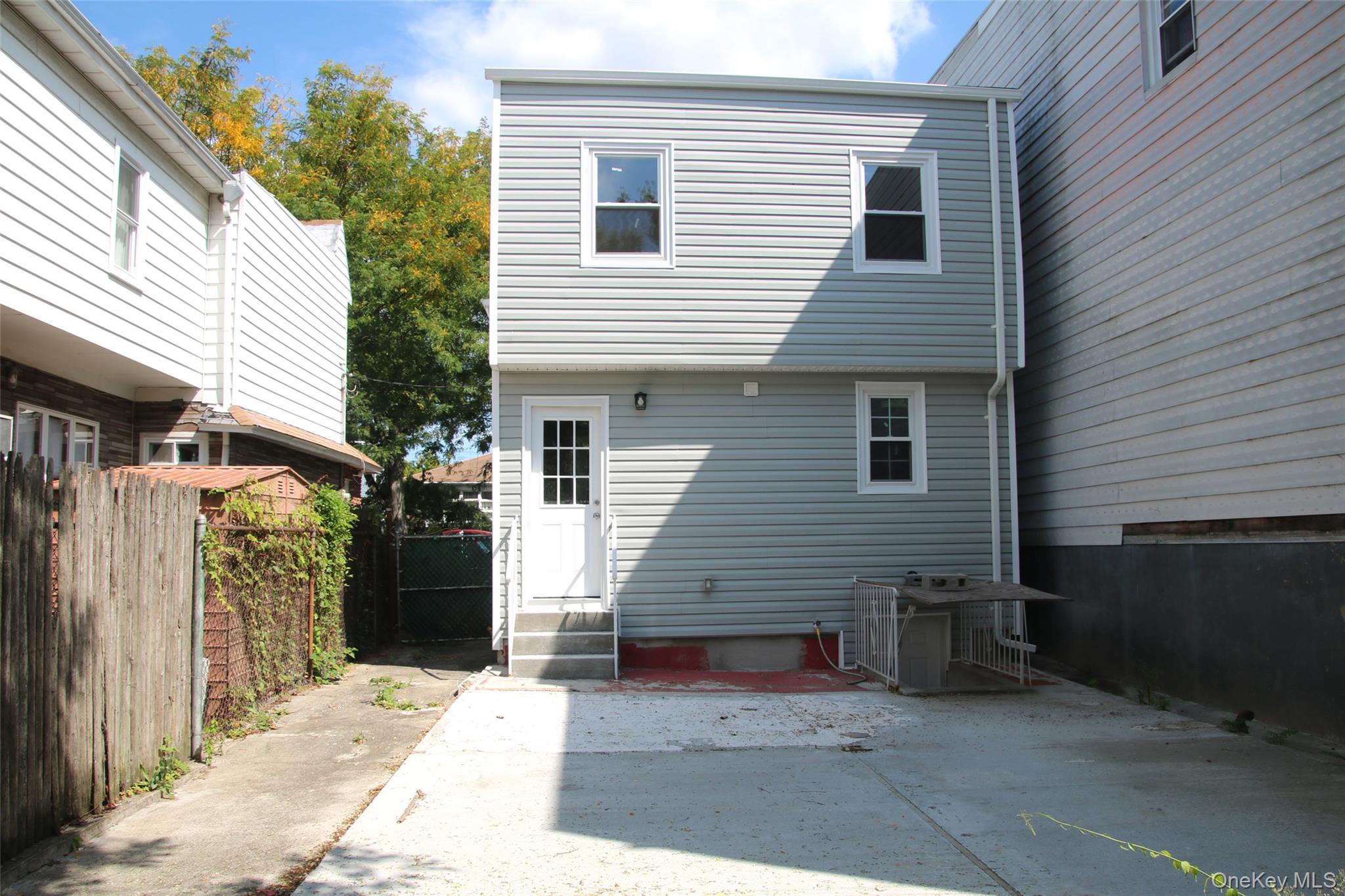 1466 E 94th Street Property Photo 15