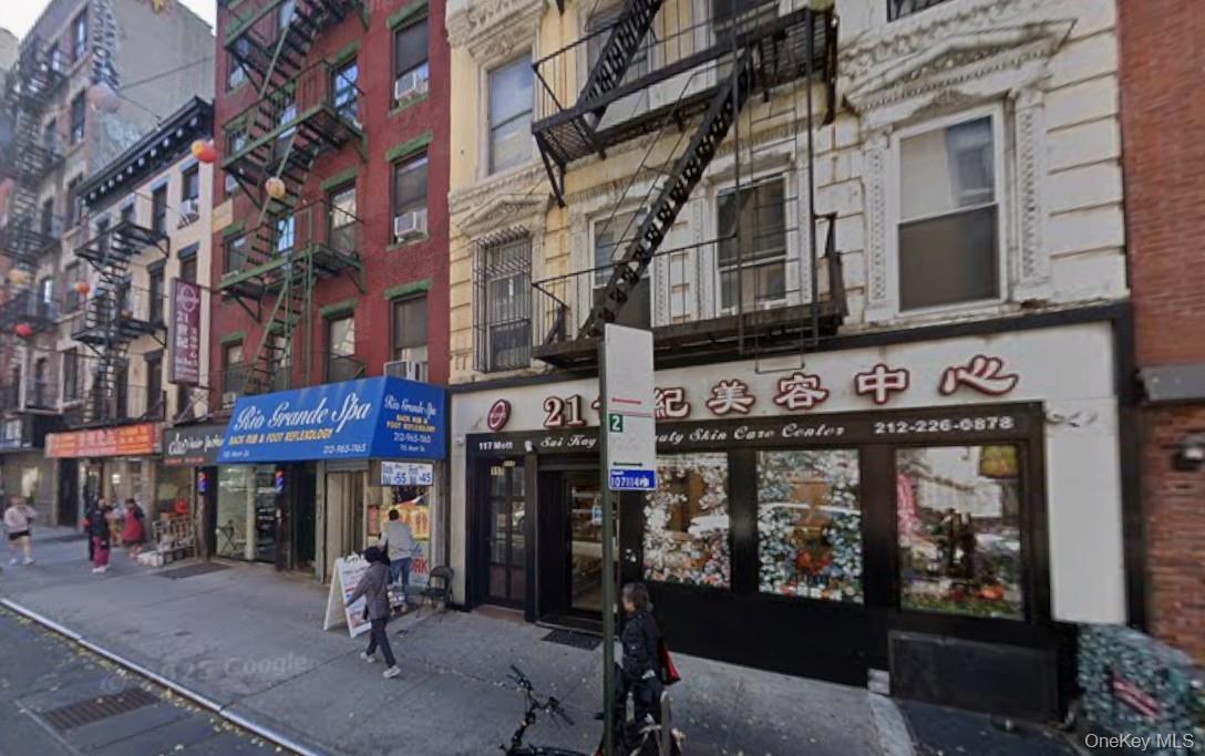 117 Mott Street Property Photo 1