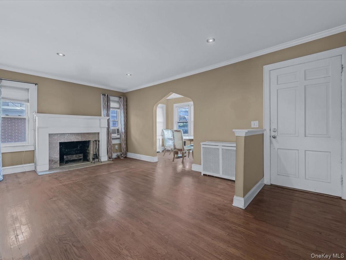 245 Plainfield Avenue Property Photo 2